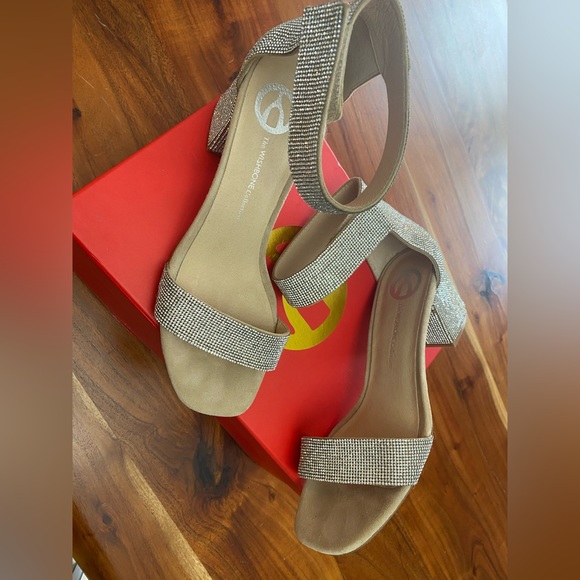 Wishbone - Picture 2 of 7